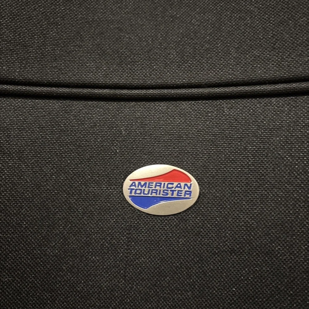 American Tourister Black Suit Garment Bag 22